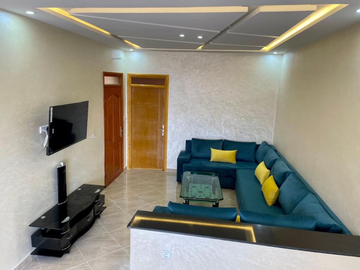 Appartement Pour Famille Avec Enfant Al Hoceïma Exteriör bild