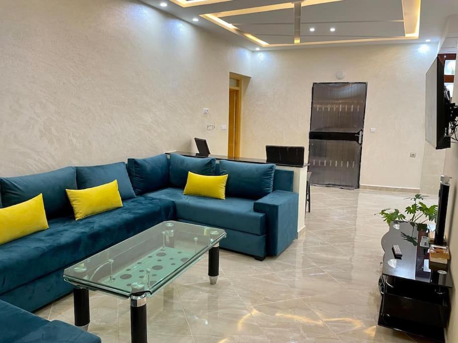 Appartement Pour Famille Avec Enfant Al Hoceïma Exteriör bild