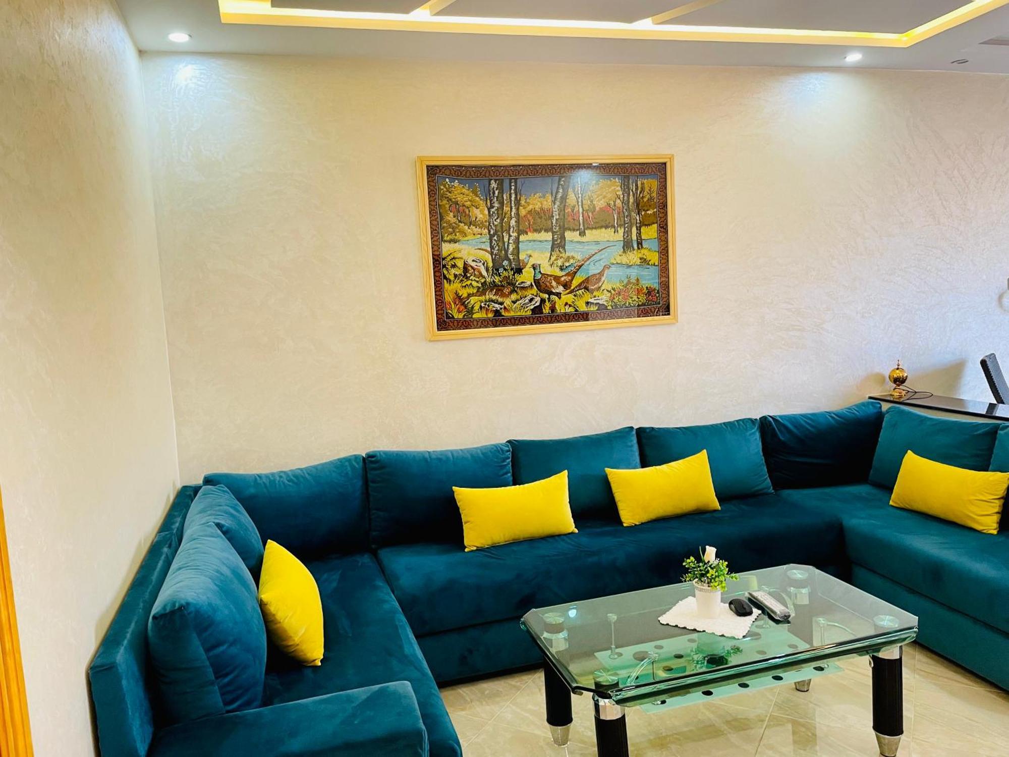 Appartement Pour Famille Avec Enfant Al Hoceïma Exteriör bild